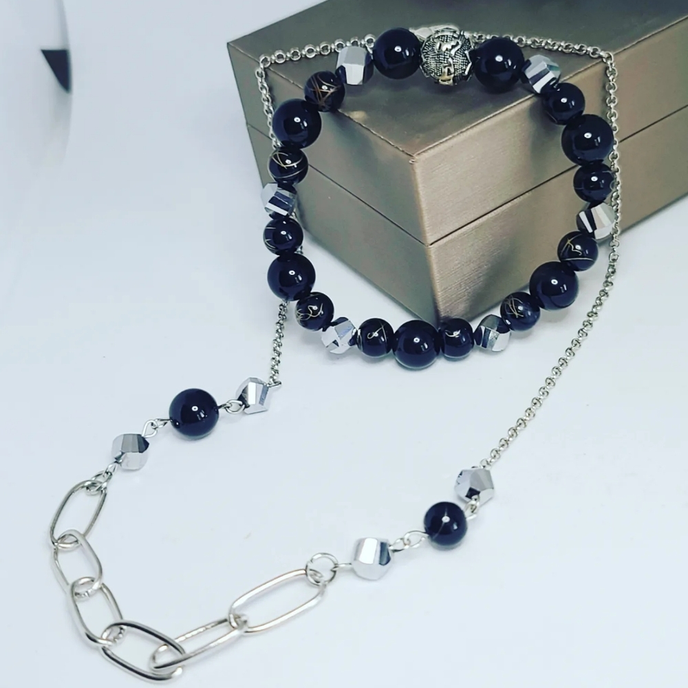 Black Agate, Black Frosted Glass, Silver Cresh glass set